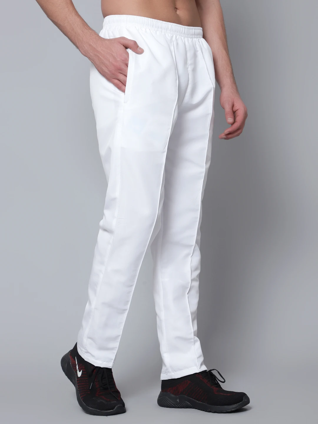 Lower Pockets: 2 Sides Zip, 1 Back Zip Tricot