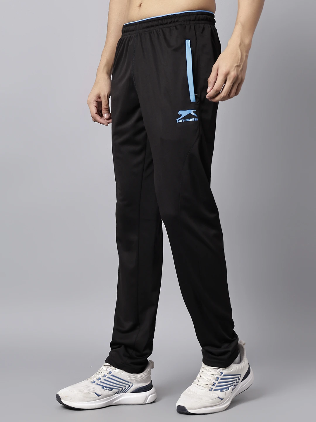 Lower Pockets: 2 Sides Zip, 1 Back Zip Tricot